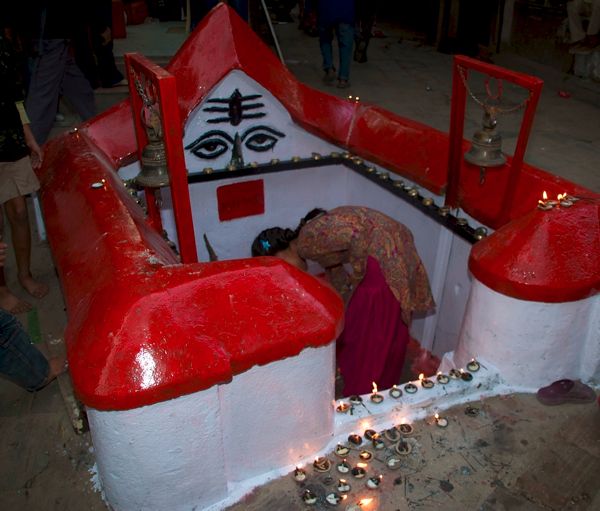 Scena dal festival Indra Jatra di Kathmandu (Newari)